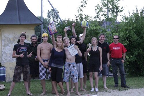 eine der Freitzeitangebote, der Beachvolleyballplatz des Jugendzentrums ARCHE