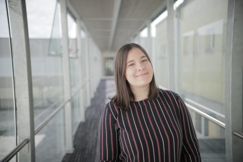 Jana Djordjevic hat den Schreibwettbewerg von “Zeitung in der Schule“ gewonnen. Jana Djordjevic hat den Schreibwettbewerg von “Zeitung in der Schule“ gewonnen.