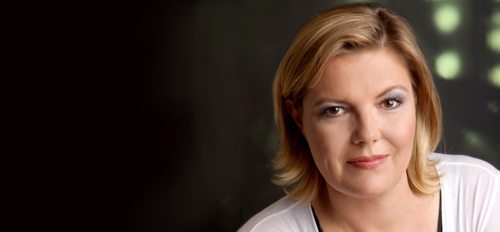 Die Politikwissenschafterin Kathrin Stainer-Hämmerle über die Folgen der Bundespräsidentenwahl, neue Bruchlinien in Österreichs Gesellschaft und die Rolle der Kirche als Brückenbauer. (© Foto: furgler) Die Politikwissenschafterin Kathrin Stainer-Hämmerle über die Folgen der Bundespräsidentenwahl, neue Bruchlinien in Österreichs Gesellschaft und die Rolle der Kirche als Brückenbauer. (© Foto: furgler)