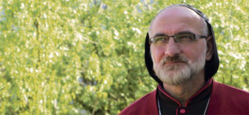 Mor Dionysios Isa, syrisch-orthodoxer Erzbischof für Österreich, im “Sonntag“-Gespräch über die Lage der Christen im syrischen Bürgerkrieg. (© Foto: kramer) Mor Dionysios Isa, syrisch-orthodoxer Erzbischof für Österreich, im “Sonntag“-Gespräch über die Lage der Christen im syrischen Bürgerkrieg. (© Foto: kramer)