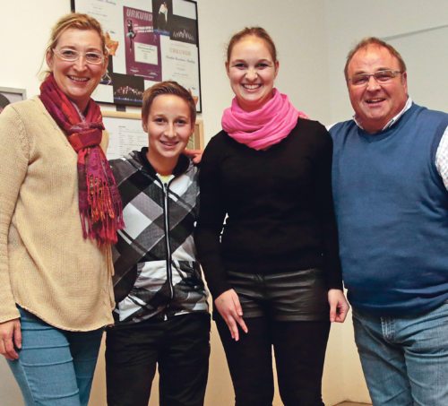 Familie de Roja ist mit dabei: Birgit, Christopher, Bernadette und Roland (v.li.).  (© Foto: Eggenberger)
