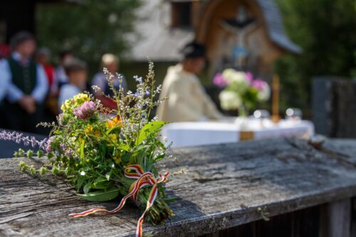 Hochfest und Segnung der Kräuterbüscherln<br />
Foto: Anton Wieser