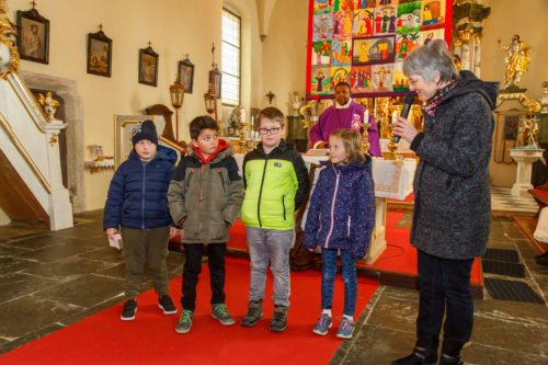 Vorstellung der EKO-Kinder<br />
Foto: Anton Wieser