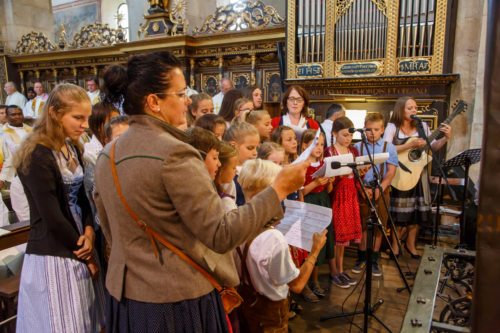 „Mödringer Stimmbandln“ (Leitung: Regine Stromberger)<br />
Foto: Anton Wieser