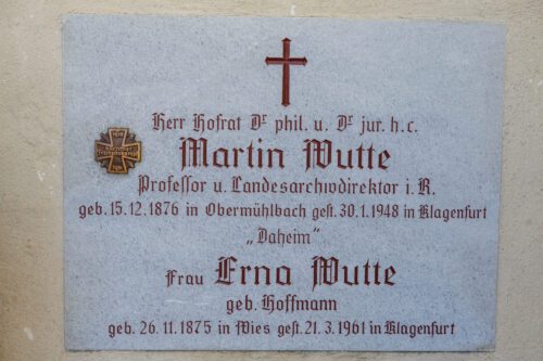Grab Martin Wutte Friedhof Obermühlbach<br />
Foto: Anton Wieser