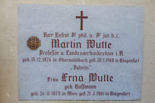 Grab Martin Wutte Friedhof Obermühlbach<br />
Foto: Anton Wieser Grab Martin Wutte Friedhof Obermühlbach<br />
Foto: Anton Wieser