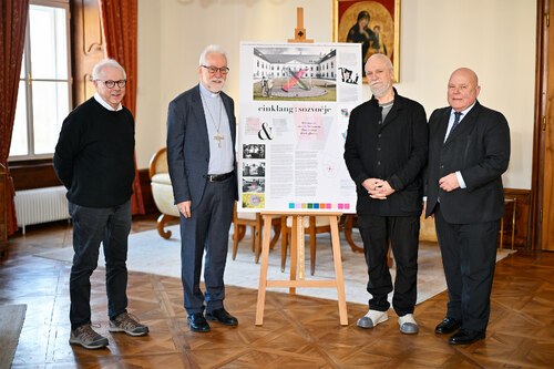 Diözesanarchivar i. R. Tropper, Bischof Marketz, Musiker Puschnig und Kurator Pucker (v. l.) präsentieren in der Bischöflichen Residenz das Programm und den künstlerischen Wettbewerb zur Kultur- und Festveranstaltung am 16. Mai. Foto: Pressestelle/Helge Bauer Diözesanarchivar i. R. Tropper, Bischof Marketz, Musiker Puschnig und Kurator Pucker (v. l.) präsentieren in der Bischöflichen Residenz das Programm und den künstlerischen Wettbewerb zur Kultur- und Festveranstaltung am 16. Mai. Foto: Pressestelle/Helge Bauer