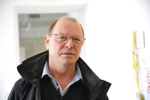 Posvetiti svoj čas sočloveku je za duhovnika Petra Olipa središče njegovega delovanja. (© Foto: vincenc gotthardt) Posvetiti svoj čas sočloveku je za duhovnika Petra Olipa središče njegovega delovanja. (© Foto: vincenc gotthardt)