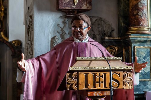 Predigt Pfarrprovisor Dr. Charles Ogbunambala<br />
Foto: Anton Wieser