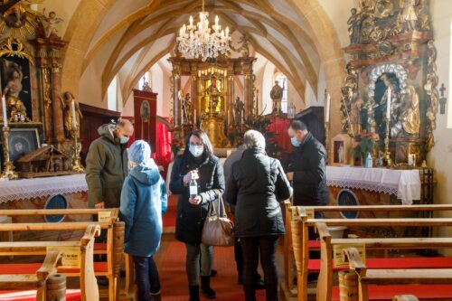 Stephaniwasser für zu Hause<br />
Foto: Anton Wieser