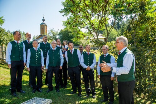 Sängerrunde Obermühlbach<br />
Foto: Anton Wieser