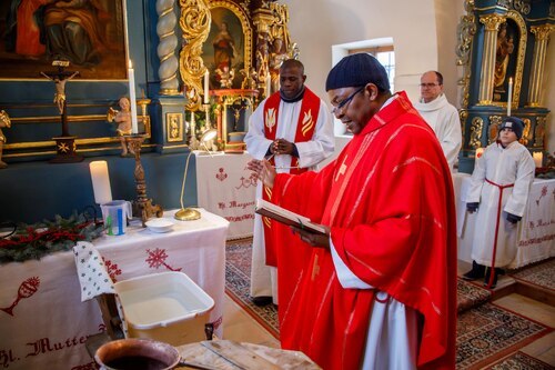 Segnung des Stefaniweihwasser<br />
Foto: Anton Wieser