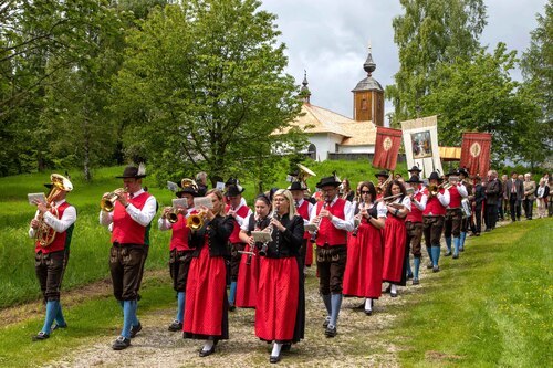 Bildunterschrift (Bildrechte sind zwingend anzugeben!)