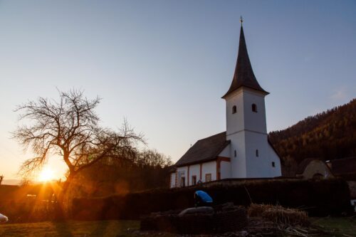 Sonnenaufgang in Karnberg<br />
Foto: Anton Wieser