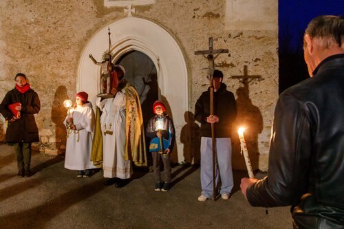 Bildunterschrift (Bildrechte sind zwingend anzugeben!)