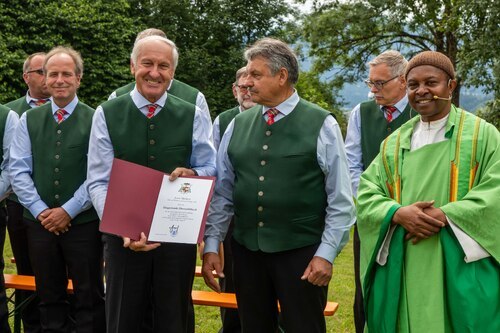 Urkunde an SR Obermühlbach Obmann Franz Kogler<br />
Foto: Anton Wieser