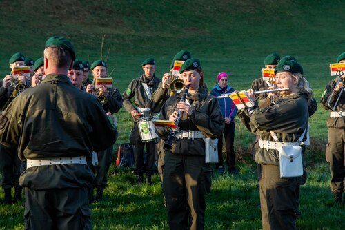 Bischofsmesse in Karnberg - Militärmusik Kärnten<br />
Foto: Anton Wieser