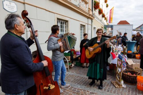 Musikgruppe<br />
Foto: Anton Wieser Musikgruppe<br />
Foto: Anton Wieser