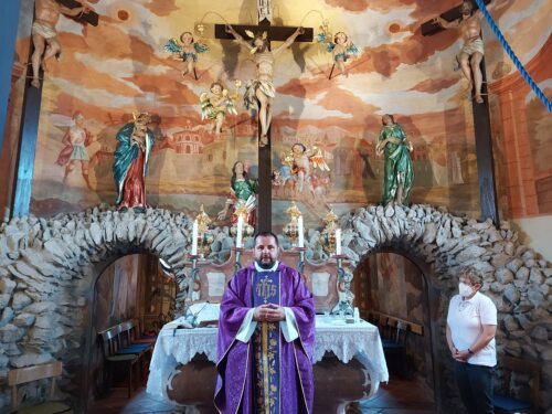 Kirchtag-Montag – hl. Messe in der Friedhofskapelle.