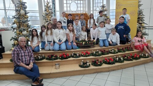 Otroci ljudske šole Lipa ob Vrbi (Nedelja)