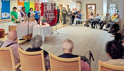 Toten-Gedenkmesse im AVS-Pflegeheim (Bild: Angela Moritsch).