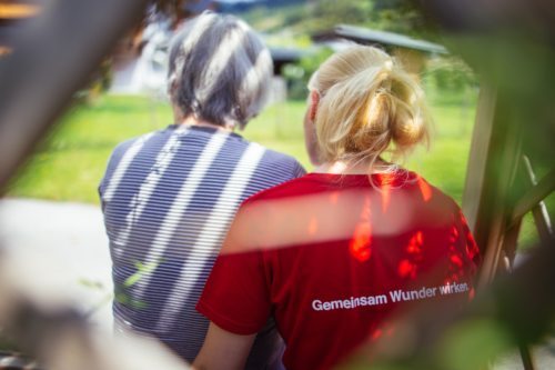 Alten Menschen Zeit schenken (Foto: Caritas Kärnten / Gollner)