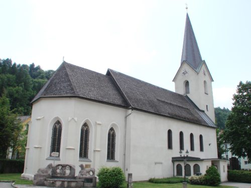 Die Pfarrkirche in Arnoldstein feiert ihr 700-Jahr-Jubiläum. (© Foto: Christianna Greilberger) Die Pfarrkirche in Arnoldstein feiert ihr 700-Jahr-Jubiläum. (© Foto: Christianna Greilberger)