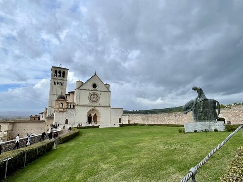 Bildunterschrift (Bildrechte sind zwingend anzugeben!)