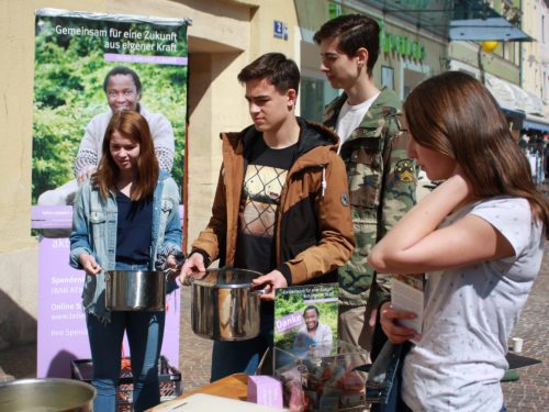 Benefizsuppenessen in St. Veit