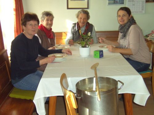 Die Lamminger Suppenköchinnen (© Foto: Scharf)