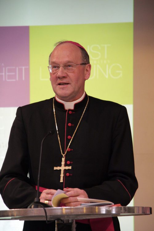 Bischof Schwarz am PGR-Delegiertentag in der Klagenfurter Messehalle (© Foto: Internetredaktion / fotomax)