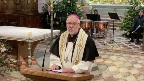 Bischof Josef Marketz bei seiner Predigt bei der Vesper zum Jahresschluss im Dom zu Klagenfurt am 31. Dezember 2020 (Videostill: Livestream der Dompfarre Klagenfurt)