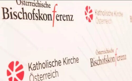 Bildunterschrift (Bildrechte sind zwingend anzugeben!) Bildunterschrift (Bildrechte sind zwingend anzugeben!)