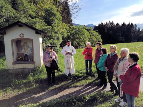 Bitt-Tag in St. Stefan – Gebet bei der Waldhauser-Kapelle. (Bild: P.St.).