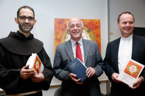 Eduard Prenga, Univ.-Prof. Dr. Bernhard Körner, Stefan Ulz (© Foto: Steirisches Sonntagsblatt) Eduard Prenga, Univ.-Prof. Dr. Bernhard Körner, Stefan Ulz (© Foto: Steirisches Sonntagsblatt)