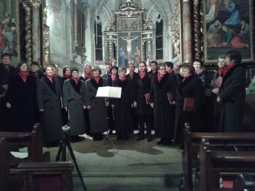 Premiere des Singkreis Villach in der Pfarrkirche Weißenstein (© Foto: Sabine Zehentner)