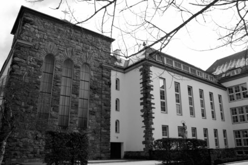 Christkönigskirche und Diözesanhaus in Klagenfurt (© Foto: fotomax)