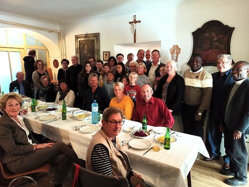 Bildunterschrift (Bildrechte sind zwingend anzugeben!)