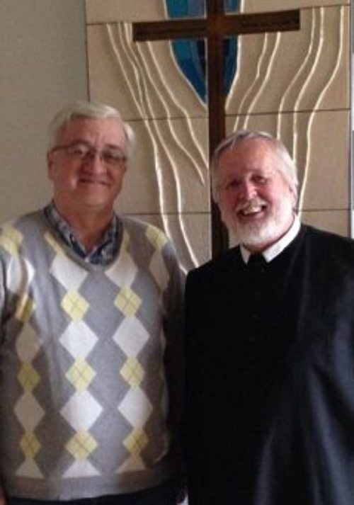 Vorsitzende Dekan Mag. P. Siegfried Stattmann OSB und der stellvertretende Vorsitzende P. Mag. Franz Kos SDB wurden auf der Superiorenkonferenz wieder bestellt.  (© Foto: Ordensgemeinschaften Österreich/Kaineder)