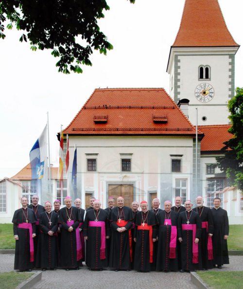 Slovesno bogoslužje vseh avstrijskih škofov v samostanski cerkvi v Dobrli vasi bo v torek, 20. marca 2012 ob 19. uri. (© Foto: montaza nedelja)