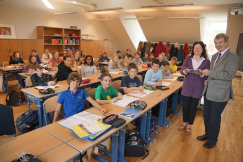 Der Kirchenbeitrag ermöglicht auch das Führen von 13 Katholischen Privatschulen (im BIld: RG/ORG St. Ursula in Klagenfurt).  (© Foto: Pressestelle/Jagoutz )