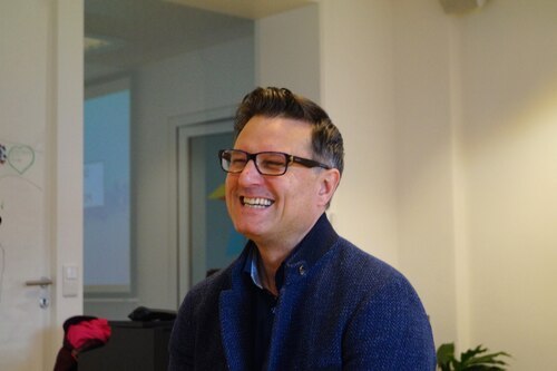 Johannes J. Bucher spricht über die Herausforderungen der Familien aus der Sicht der Psychotherapie.<br />
Foto: P. Emmanuel-Maria Fitz OFM Johannes J. Bucher spricht über die Herausforderungen der Familien aus der Sicht der Psychotherapie.<br />
Foto: P. Emmanuel-Maria Fitz OFM