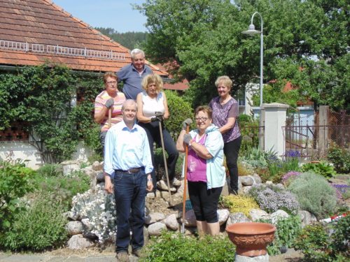 Unsere ehrenamtlichen »GärtnerInnen« (© Foto: SP)