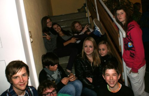 Einige TeilnehmerInnen der SpiriNight in St. Andrä  (© Foto: Jakob M. Mokoru)