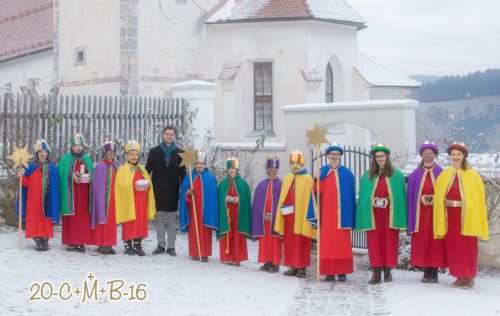 Sternsingen 2015 in St. Martin im Granitztal (© Foto: Pfarre St. Martin im Granitztal)