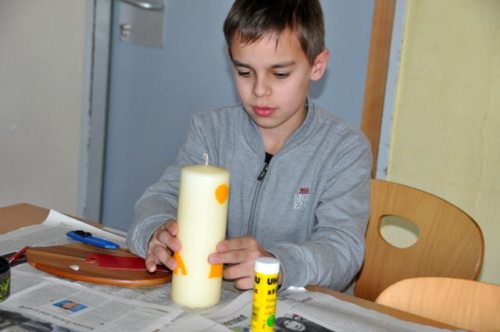 Mit viel Freude sind die Kinder bei der Arbeit. (© Foto: Christiana Potocnik)
