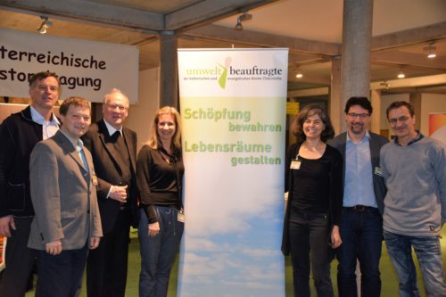 v.l.n.r.: Siegfried Obersteiner (Umweltpfarrgemeinderat Maria Saal), Markus Gerhartinger (Umweltbüro Erzdiözese Wien), Bischof Alois Schwarz (Referatsbischof für Umwelt und Pastoral), Nina Vasold (Re (© Foto: Christina Völk) v.l.n.r.: Siegfried Obersteiner (Umweltpfarrgemeinderat Maria Saal), Markus Gerhartinger (Umweltbüro Erzdiözese Wien), Bischof Alois Schwarz (Referatsbischof für Umwelt und Pastoral), Nina Vasold (Re (© Foto: Christina Völk)