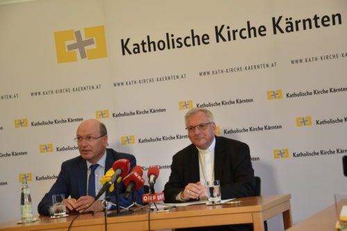 Bildunterschrift (Bildrechte sind zwingend anzugeben!) Bildunterschrift (Bildrechte sind zwingend anzugeben!)