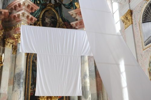 Die HIMMELSLEITER ist derzeit im Rahmen der Kunst im Dom 2020 zu sehen (Vincenz Gotthardt) Die HIMMELSLEITER ist derzeit im Rahmen der Kunst im Dom 2020 zu sehen (Vincenz Gotthardt)