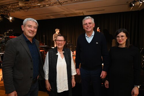 Tomo Millonig, Marica Hartmann, Lojze Dolinar, Natalija Hartmann (Nedelja) Tomo Millonig, Marica Hartmann, Lojze Dolinar, Natalija Hartmann (Nedelja)